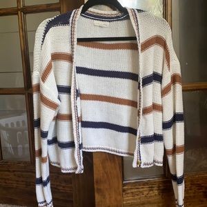 Women’s sweater from pacsun.